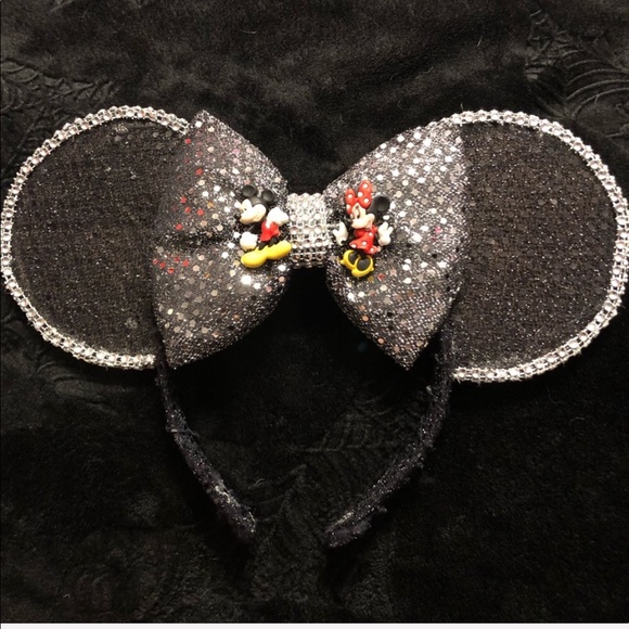 Mickey and Minnie ears plus 1 face mask - Picture 2 of 8